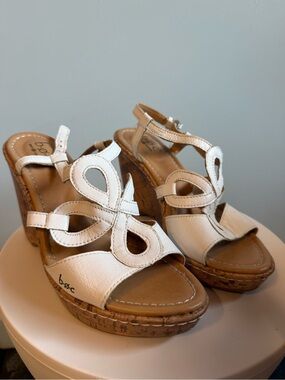 b.o.c. White Leather Cutout Wedge Sandals